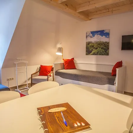 Baumhaushotel Seemuhle Gräfendorf
