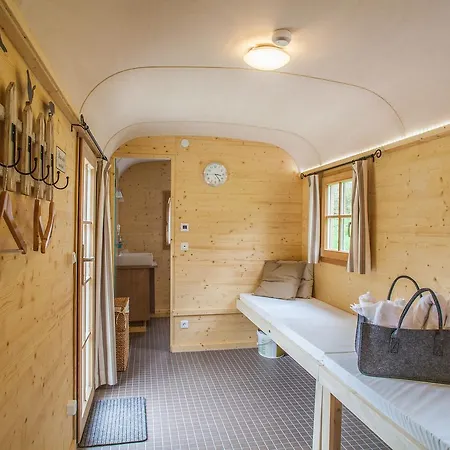 Feriepark Baumhaushotel Seemuhle *