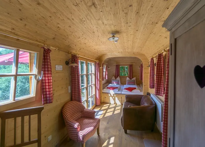 Üdülőpark Baumhaushotel Seemuhle